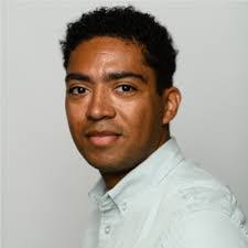 Esther Wolff's Instagram, Twitter & Facebook