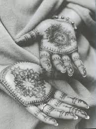 Black And White Henna Sign Up Henna Tattoo Tattoos Henna Designs
