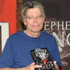 Tenu par émilie des #podcast #lagazettedumaine & @roi_stephen_pod linktr.ee/stephenkingfr. Stephen King Starportrat News Bilder Gala De