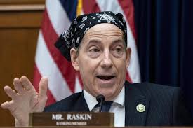 Democrat Congressman Jamie Raskin opposes President Trump's crime crackdown  because crime has "always been part of our history." 🤦‍♂️ “He's trying to  militarize the society and intimidate his political opponents [...] Always,