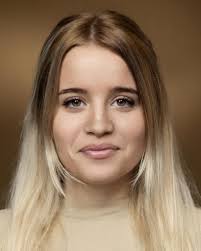 Creative headshot photographers recommendations needed