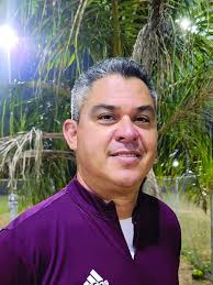 Longoria named Eagles' coach