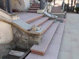 Peldanos En Escalera Rehabilitada Piedra Artificial Beteta
