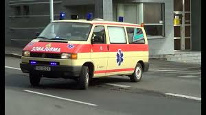 Prodám originální modrý maják používaný na československých vozidlech s právem přednostní jízdy (sanitka , vb ) a oranžový maják používaný. Praha Amfion A S Vw T4 Sanitka Prague Private Transport Ambulance Responding Cz 27 2 2016 Youtube