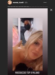 She married mauro icardi, her client and a professional footballer, in 2014. Wanda Nara Instagram Stories Il Massaggio Rilassante Ipnotizza I Fan