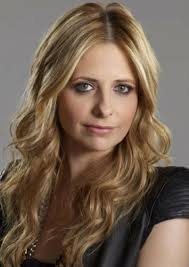 Willy's wonderland is a vicious funny little horror film that allows cage to chew the scenery, collect his paycheck and entertain the audience all at once. Fan Casting Sarah Michelle Gellar As Siren Sara In Willy S Wonderland On Mycast