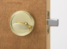 Attempts to lock and unlock; Defiant Single Cylinder Deadbolt Dl71 Door Lock Consumer Reports