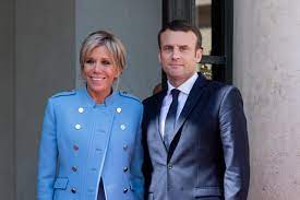 Emmanuel macron wrote a steamy sexism row after brigitte macron mocked as 'queen of france'. Brigitte Macron Won T Be Getting A First Lady Title Glamour