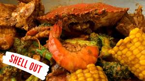 On the shell, the crab shell of uncle crab was immediately cut into a deep crack, and some black liquid flowed out of it. Shell Out Step By Step Recipe Seafood Crabs Delicious Youtube