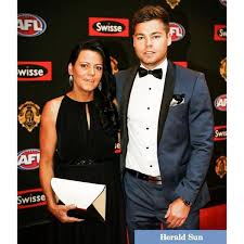 There are 1,300+ professionals named jamie elliott, who use linkedin to exchange information, ideas, and opportunities. Jamie Elliott On Twitter Thanks Sammy From Sam Co For Lookin After Me Wolfkanat Suit Came Up A Treat Http T Co Qtltajzi9d