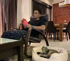 Ochutnej novou čsfd 2021 s rozšířenou sekcí vod s přehledem filmů a seriálů lokálních vod služeb remy ishak. Video Cinta Remy Ishak Kembali Untuk Bekas Tunang Foto Kemesraan Dengan Ezza Timbul Tanda Tanya Dia Sentiasa Ada Di Sisi Saya Hiburan Mstar