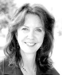 Carol Peeler's Instagram, Twitter & Facebook