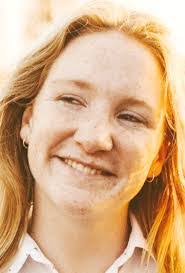 Veronica Ogden's Instagram, Twitter & Facebook