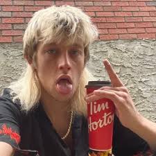 Patti Mack 🇨🇦 🦞 🦀 🐝 (@patti_mack12)