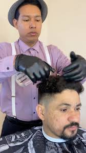 Valdemir Escobar barbeiro e professor