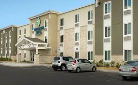 It is located six miles southeast of downtown orlando and is one of the busiest parking at the orlando airport costs from $1 for express parking to $17 per day in the terminal garages. Extended Stay Hotels In Belle Isle Fl Woodspring Suites