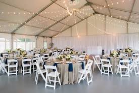 Exceptionally Elegant Pennsylvania Wedding At Crossing Vineyards Junebug Weddings Pennsylvania Wedding Unique Wedding Venues Nj Wedding Venues