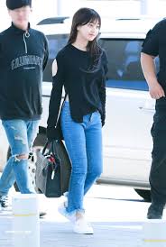 Minatozaki Sana Photo Korean Fashion Kpop Outfits Kpop Fashion