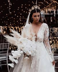 Pin Von M R Auf Wedding Novalanalove Hochzeitskleid Hochzeit
