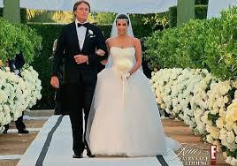 Kim kardashian's wedding dress revealed with the magic of photoshop. Pin By Mahi Aboul Hassan On My Dream Wedding Celebrity Wedding Photos Kim Kardashian Wedding Celebrity Bride