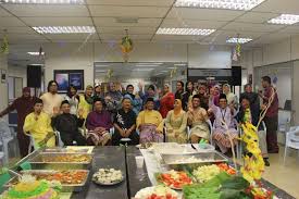 Petaling jaya , universally referred to as pj, is a satellite city in the state of selangor to the west of kuala lumpur, malaysia. Unit Drama Rtm Official Majlis Jamuan Hari Raya Aidilfitri Udtv Di Bangunan Persekutuan Petaling Jaya Facebook