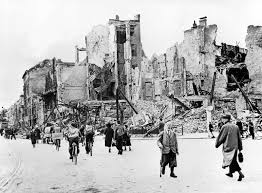 Mai 1945 in europa mit der kapitulation deutschlands und anfang september 1945 in asien, wo japan als verbündeter von deutschland krieg gegen die usa geführt hatte. Vor 75 Jahren Endete Der Zweite Weltkrieg Grenzecho