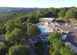 Fontaine de najac is situated 1¼ km northwest of vvf villages najac les hauts de najac. Vacances A Najac Avec Vvf Villages Les Bastides En Aveyron