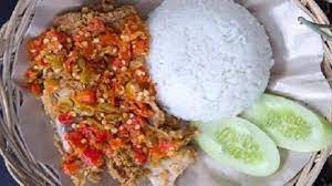 Tambahkan bumbu halus yang sudah ditumis, garam, dan merica, aduk rata. Ayam Geprek 68 Beji Food Delivery Menu Grabfood Id