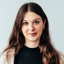 Julia Stern's Instagram, Twitter & Facebook