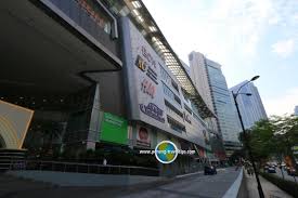 Quill city, dahulu dikenali sebagai bandar wawasan, juga dikenali sebagai quill city mall ialah sebuah projek pembangunan bersepadu yang separa siap di sepanjang jalan sultan ismail, dekat dengan kampung baru di kuala lumpur, malaysia. Quill City Mall Kuala Lumpur Kuala Lumpur Kuala Lumpur Shopping Mall