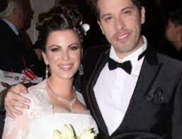 Η ίδια φάνηκε συγκινημένη, όταν μίλησε για τον τηλεοπτικό σταθμό του star. Antelina Bar8akoyrh Einai Egkyos Gia Trith Fora Olh H Alh8eia Weekly News