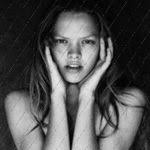 Hilary Beyer's Instagram, Twitter & Facebook