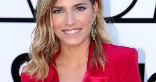 Entrevista a Flora González: sus inicios, experiencias, curiosidades y  trucos de belleza