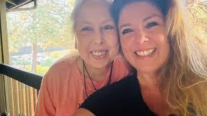 Lisa Boyer's Instagram, Twitter & Facebook