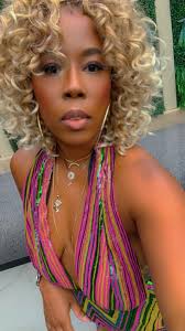 Happy Birthday Wishes for a 44-year-old Woman in Tampa