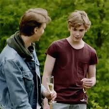 From even's pov because even is a soft, precious flower. Isak X Even Shared By N U R I J A On We Heart It
