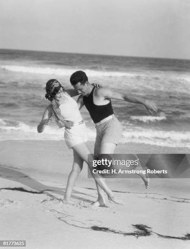 1,236 1920s Swimwear Stock Photos, High-Res Pictures, and Images - Getty Images