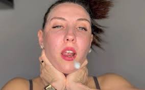 Witness the Extreme Nonse Nose Drowning in Bathtub - Shemale XXX Experience