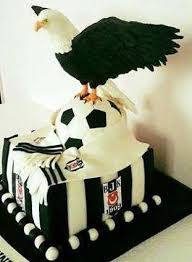 Besiktas En Guzel Dogum Gunu Pasta Resimleri Bu Yazimizda Sizlere Besiktaslilara Ozel Dogum Birthday Cake Pictures Cake Cake Pictures