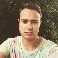 Stream Axel Cox music