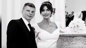 Бывшая супруга футболиста андрея аршавина журналистка алиса казьмина, страдающая от некроза. Mat Arshavina Nazvala Spravedlivoj Bolezn Byvshej Zheny Syna