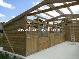 Box per cavalli box cavalli box in legno per cavalli box per cavalli prendetevi cura del vostro cavallo costruendogli un odo box scelto all interno della nostra gamma non c ¨ bisogno di essere un appassionato del casette in legno. Box Cavalli Box In Legno Per Cavalli Capannine