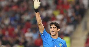 لماذا يهيمن نجوم الكرة المغربية على ترشيحات 