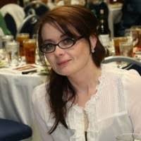 Sara Marcello's Instagram, Twitter & Facebook