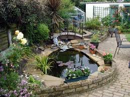Today, pond fountains are created in so many styles like you never think before. The Sustainable Way To Keep Your Garden Pond Clean Green Living Ideas