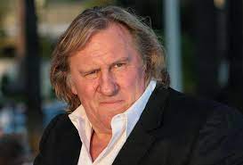 While separated from élisabeth, he had a daughter, roxanne, with model karine silla in 1992. How Old Is Gerard Depardieu And Is He Married