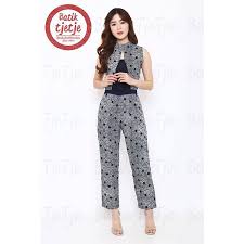 May 10, 2021 · gajah duduk memiliki puluhan seri desain sarung. 30 Desain Baju Batik Wanita Modern Casual Kombinasi Terbaru