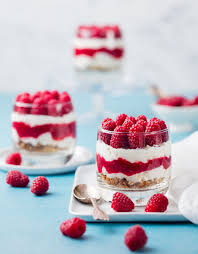 Tiramisu Aux Framboises Recette En 2020 Tiramisu Framboise Recette Framboise Tiramisu Recette