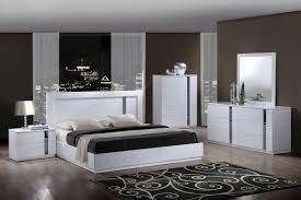 See more ideas about white gloss bedroom furniture, white gloss bedroom, bedroom inspirations. Global Furniture Jody White High Gloss Master Bedroom Set Global Furniture White Bedroom Set Bedroom Set