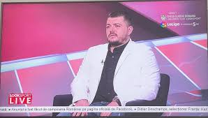 El a fost găsit fără suflare, luni seară, în locuinţa sa din bucureşti. Mihai Dolinschi Home Facebook